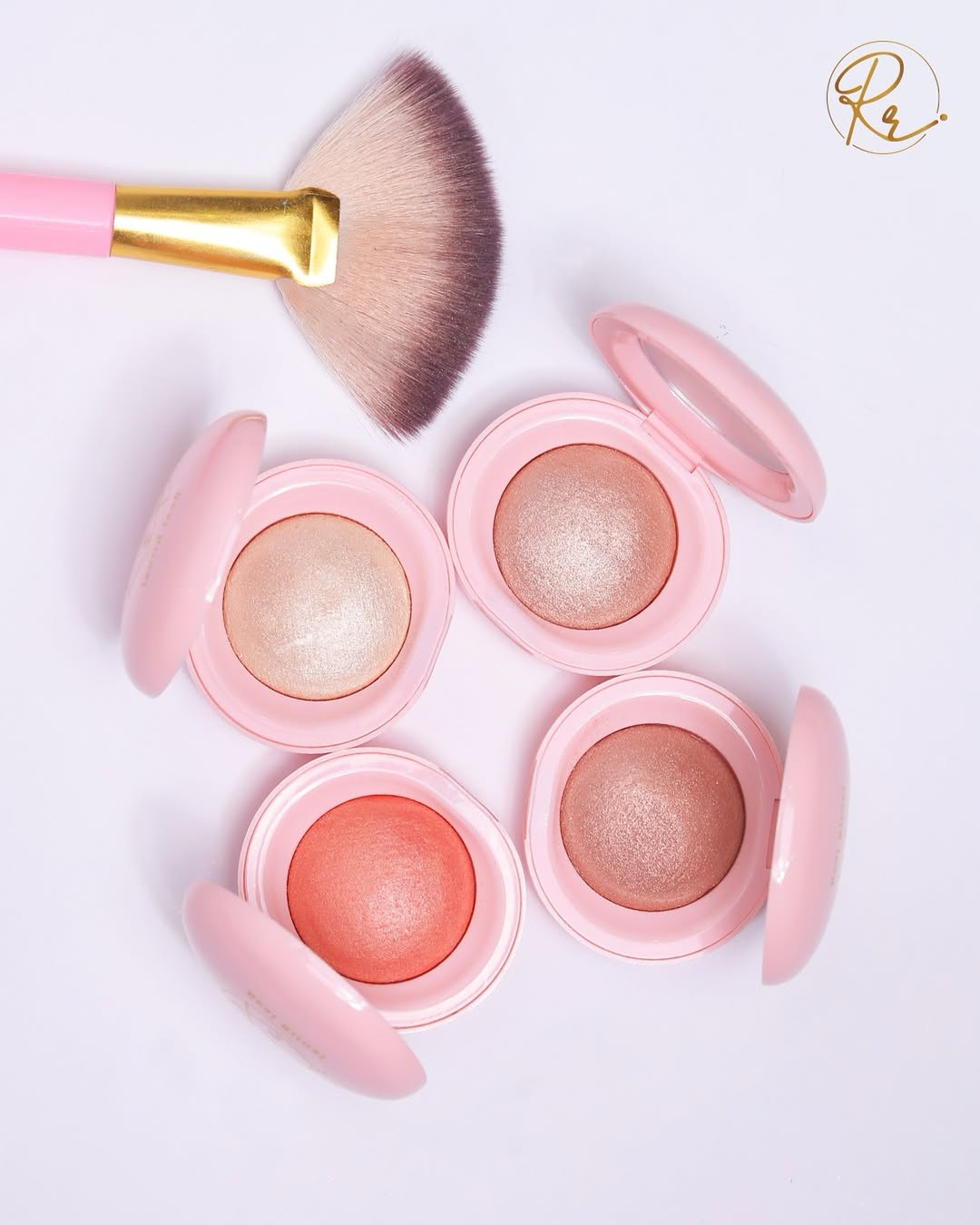 Pinklume Glow (Petal-soft radiance)
