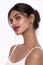 Petra with Twilight (Magenta lipstick with mauve gloss)